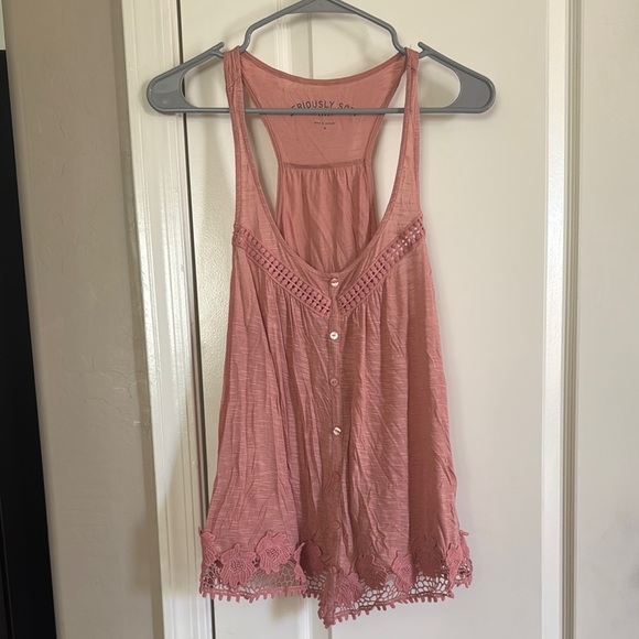 Chic Lace-Trimmed Tank Top in Rose / C29 - Picture 1 of 5